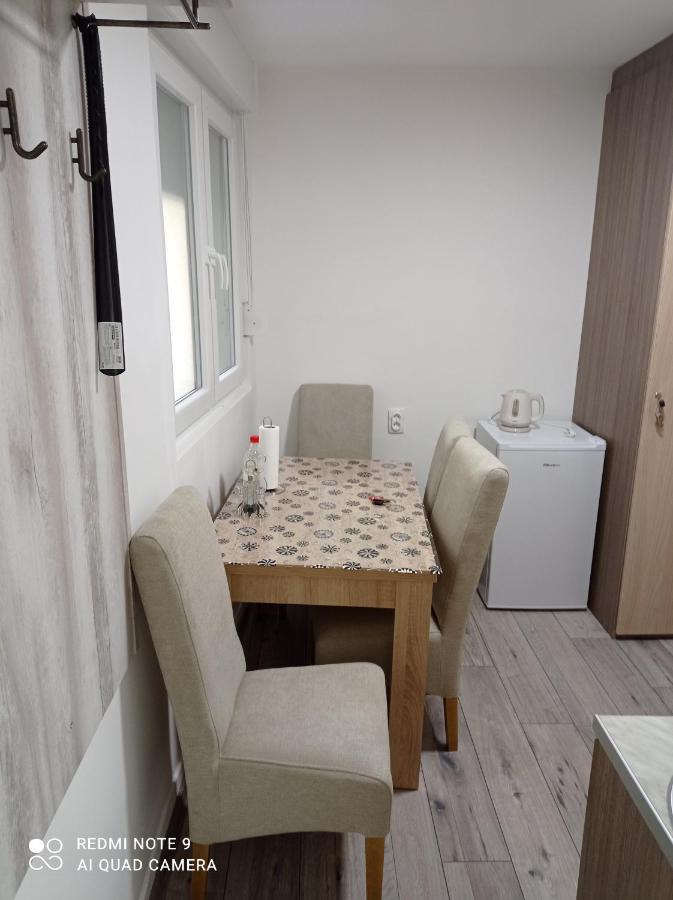 7 Days Premium Apartment 2 Subotica Luaran gambar